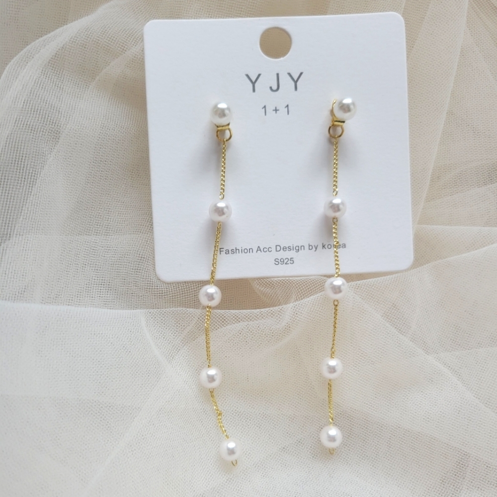 Pearl earrings